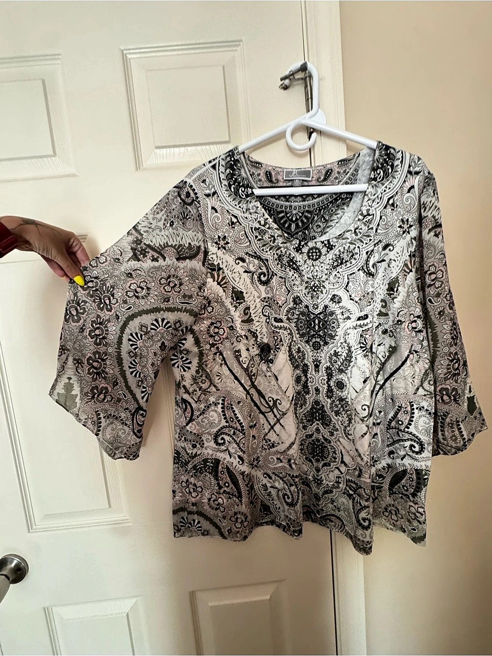 JM Collection Paisley Tunic Top in Pink & Black Size XL Like New - Picture 2 of 3